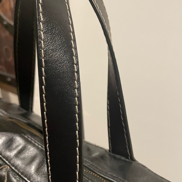 Chanel Black Wildstitch Quilted Shoulder Bag with COA - Picture 6 of 16